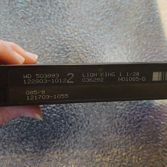 Disney's Lion King 1 and 1/2 - VHS Movie - Picture 6 of 7